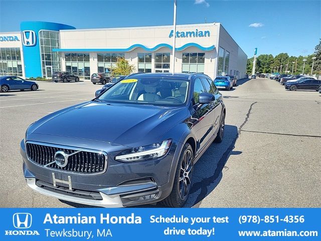 2018 Volvo V90 Cross Country Base