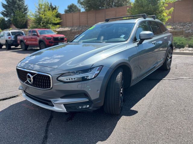 2018 Volvo V90 Cross Country Base