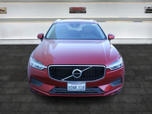2018 Volvo XC60 Momentum
