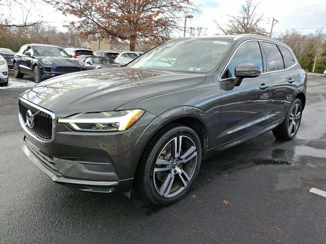 2018 Volvo XC60 Momentum