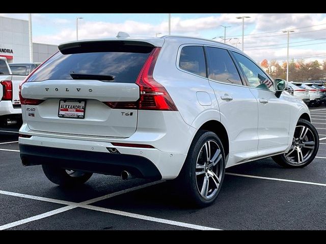 2018 Volvo XC60 Momentum