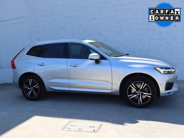 2018 Volvo XC60 R-Design