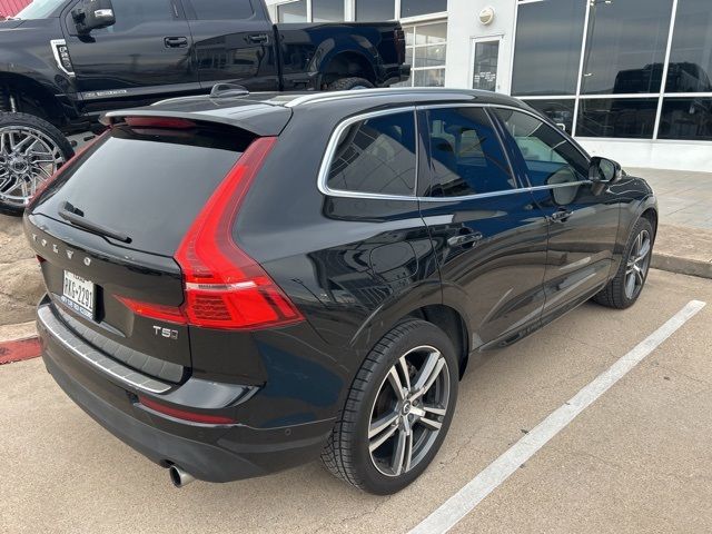 2018 Volvo XC60 Momentum