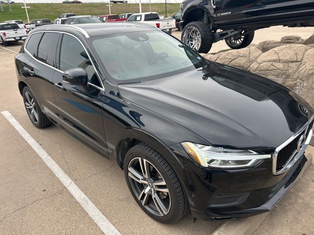 2018 Volvo XC60 Momentum