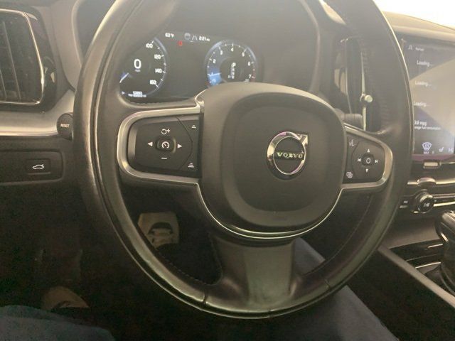 2018 Volvo XC60 Momentum