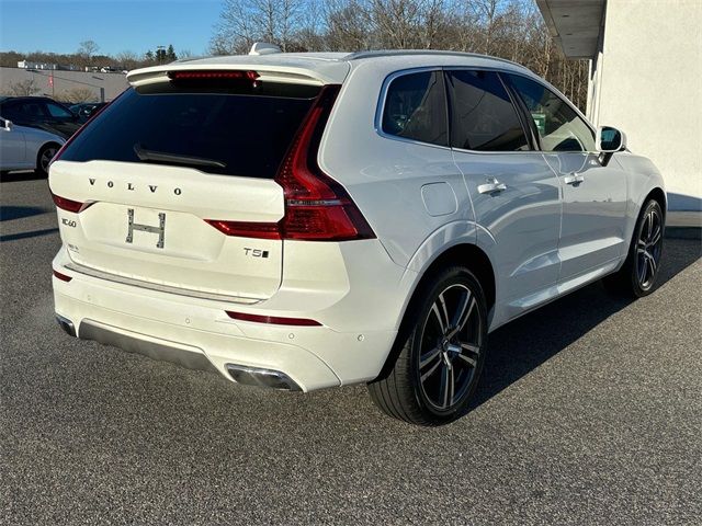 2018 Volvo XC60 Momentum