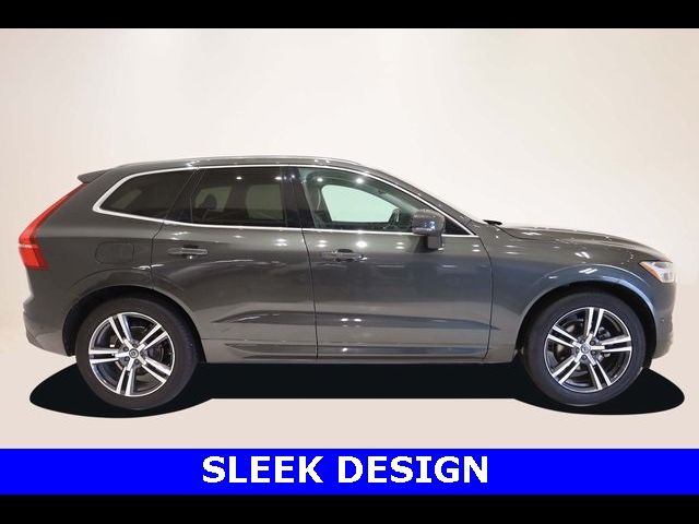 2018 Volvo XC60 Momentum