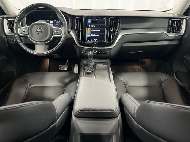 2018 Volvo XC60 Momentum