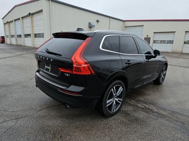 2018 Volvo XC60 Momentum