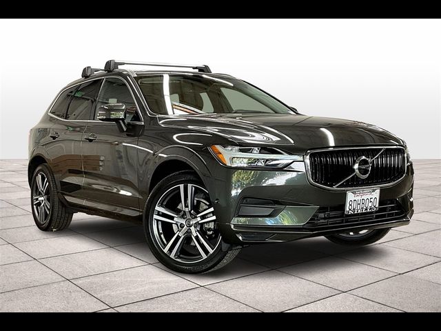 2018 Volvo XC60 Momentum