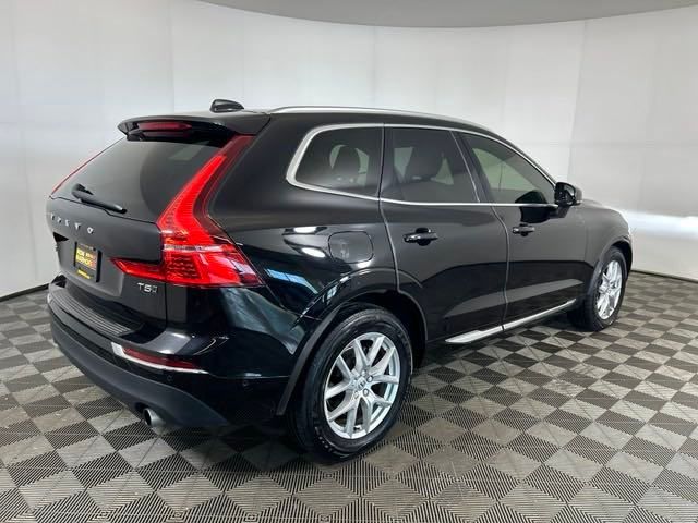 2018 Volvo XC60 Momentum