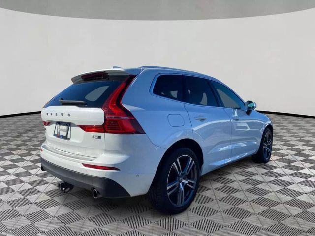 2018 Volvo XC60 Momentum