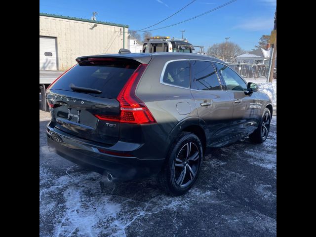 2018 Volvo XC60 Momentum