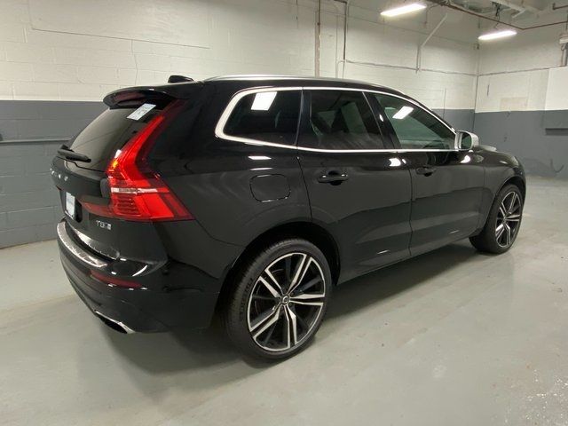 2018 Volvo XC60 R-Design