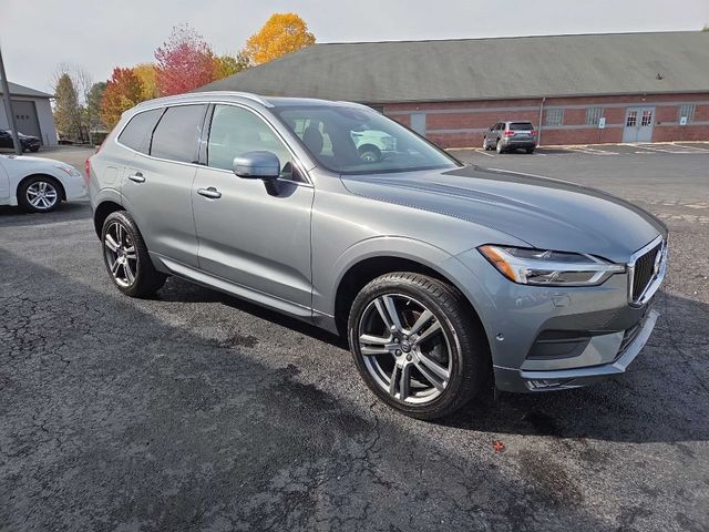 2018 Volvo XC60 Momentum