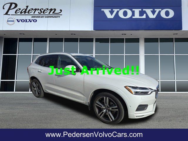 2018 Volvo XC60 Momentum