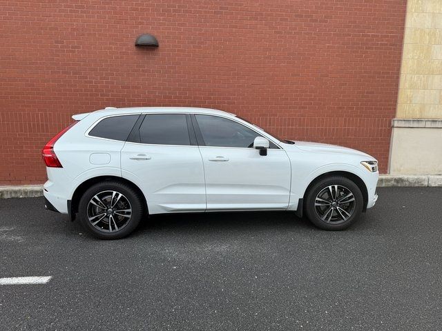 2018 Volvo XC60 Momentum