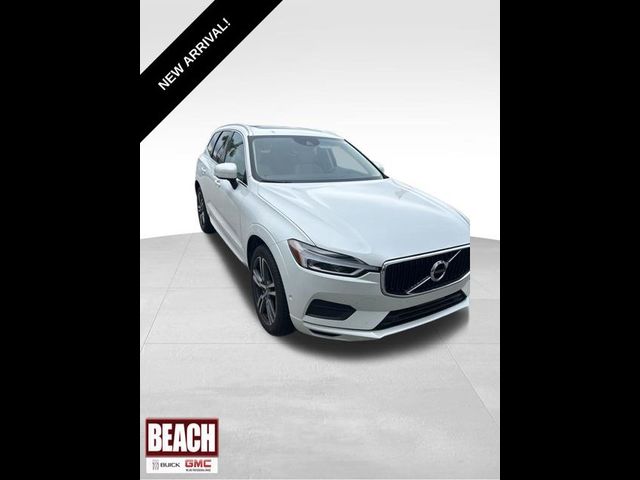 2018 Volvo XC60 Momentum