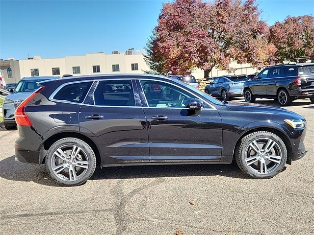 2018 Volvo XC60 Momentum