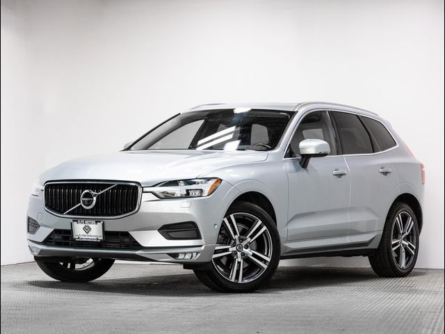 2018 Volvo XC60 Momentum