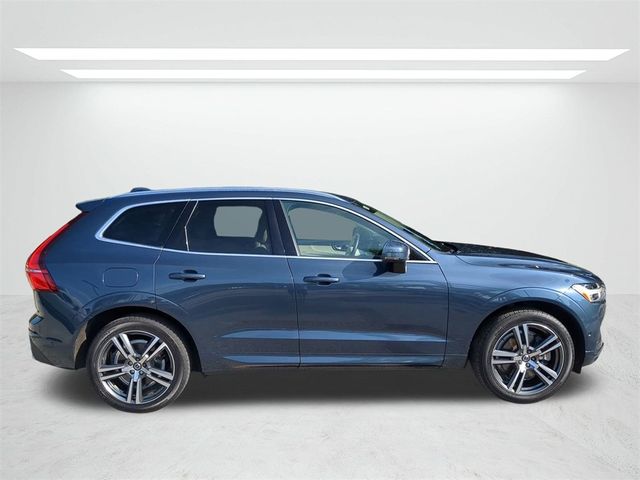 2018 Volvo XC60 Momentum