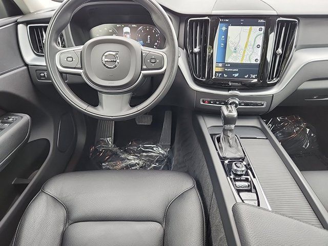 2018 Volvo XC60 Momentum