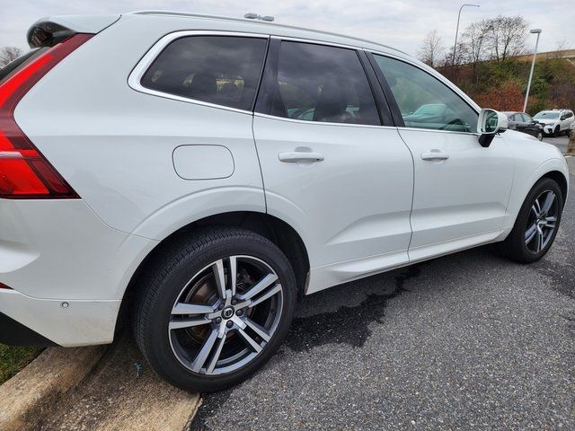 2018 Volvo XC60 Momentum