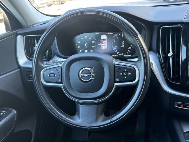 2018 Volvo XC60 Momentum