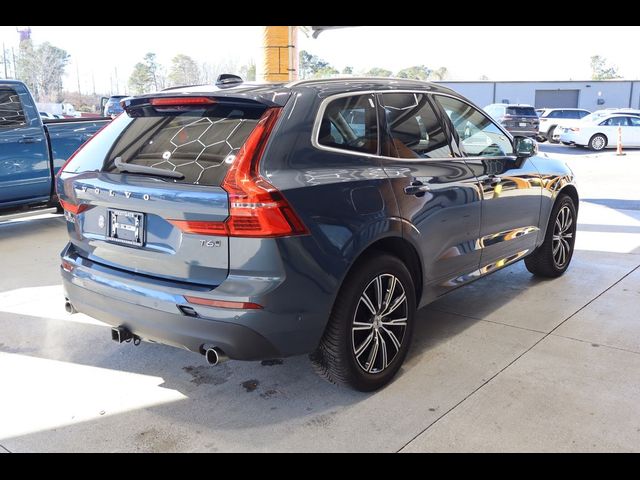 2018 Volvo XC60 Momentum