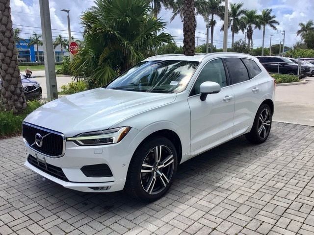 2018 Volvo XC60 Momentum