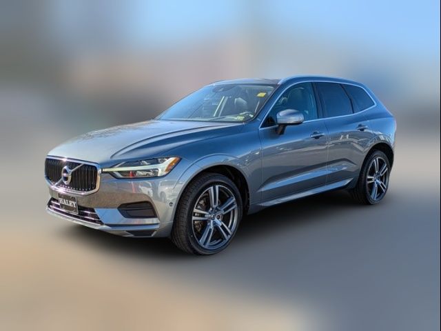 2018 Volvo XC60 Momentum