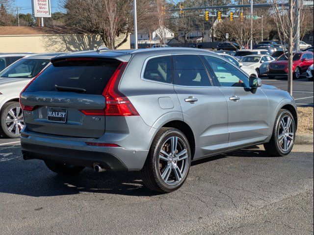 2018 Volvo XC60 Momentum