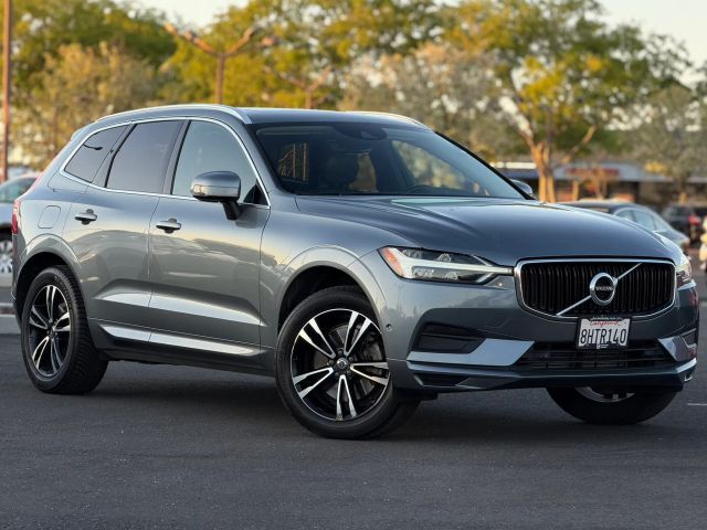 2018 Volvo XC60 Momentum