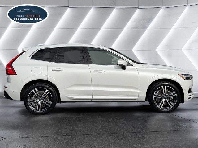 2018 Volvo XC60 Momentum