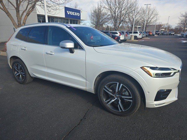 2018 Volvo XC60 R-Design