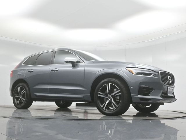 2018 Volvo XC60 R-Design