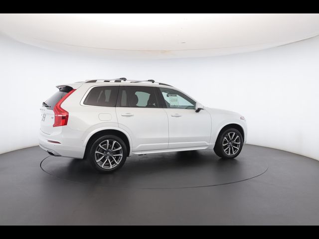 2018 Volvo XC90 Momentum