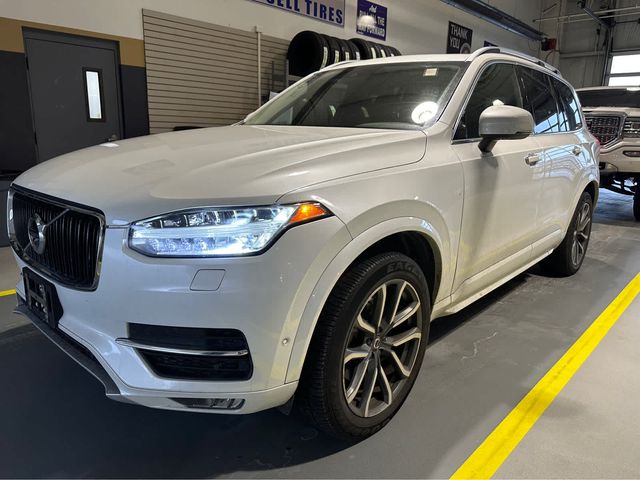 2018 Volvo XC90 Momentum