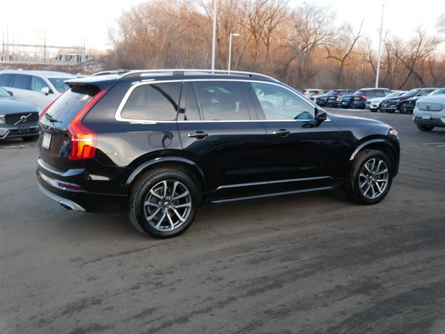 2018 Volvo XC90 Momentum