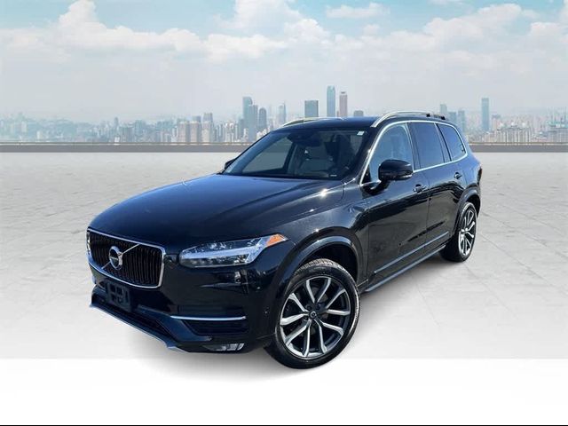 2018 Volvo XC90 Momentum