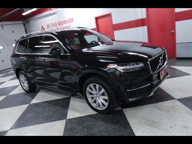 2018 Volvo XC90 Momentum