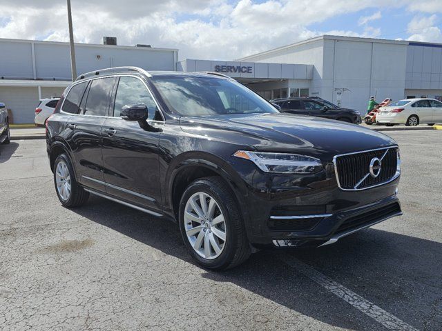 2018 Volvo XC90 Momentum