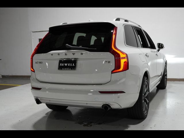 2018 Volvo XC90 Momentum