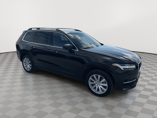 2018 Volvo XC90 Momentum