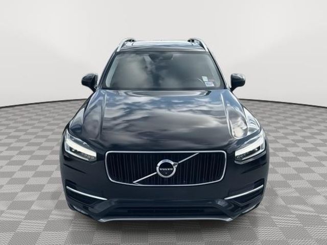 2018 Volvo XC90 Momentum