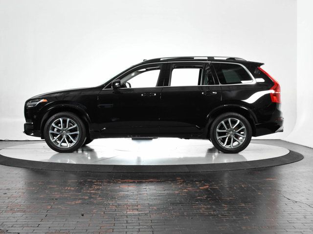 2018 Volvo XC90 Momentum