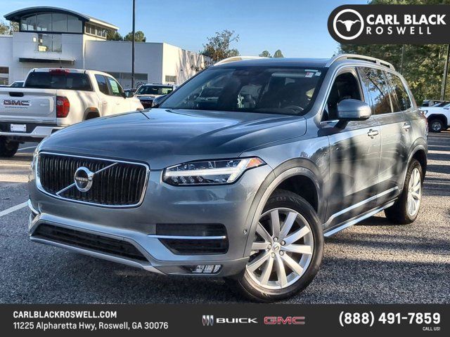 2018 Volvo XC90 Momentum