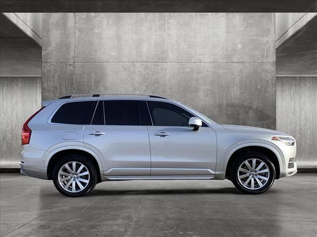 2018 Volvo XC90 Momentum