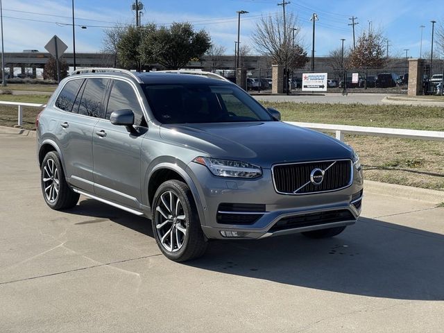 2018 Volvo XC90 Momentum