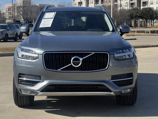 2018 Volvo XC90 Momentum